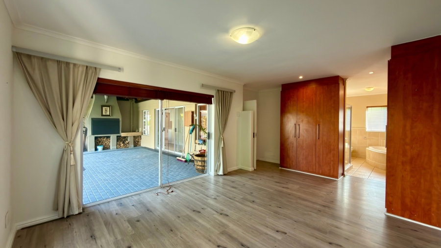 3 Bedroom Property for Sale in Olive Grove Western Cape